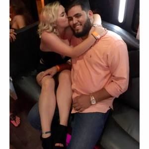 Meet your Posher, Derian