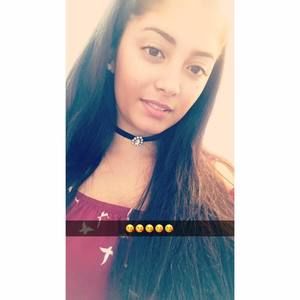 Meet your Posher, Raquel