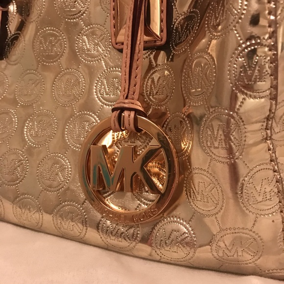 Authentic Michael Kors Bag - Picture 2 of 4