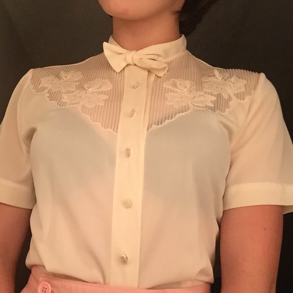 Vintage 50s Cream Blouse
