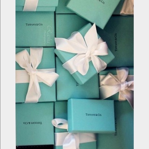 Meet your Posher, Sherry