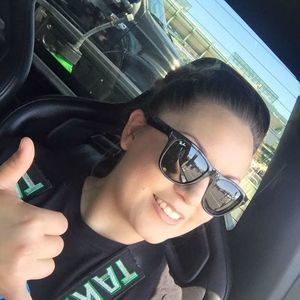 Meet your Posher, Lia