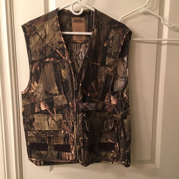 Men's Master Sportman hunting vest- never worn!