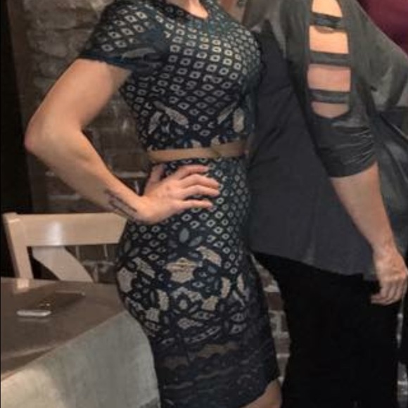 L'ATISTE Dark blue lace two piece dress