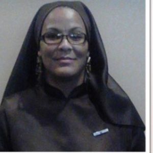 Meet your Posher, Eisha