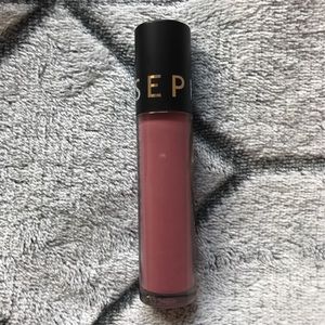 Sephora Matte Longwear lip color in fig