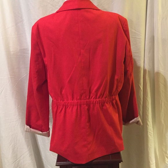 Blazer. - Picture 2 of 3
