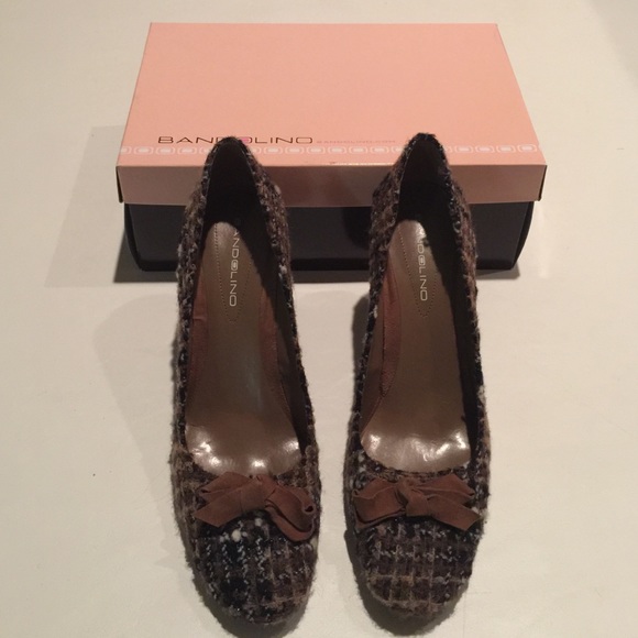 BANDOLINO:  Boucle' Fabric Pump - Picture 2 of 4