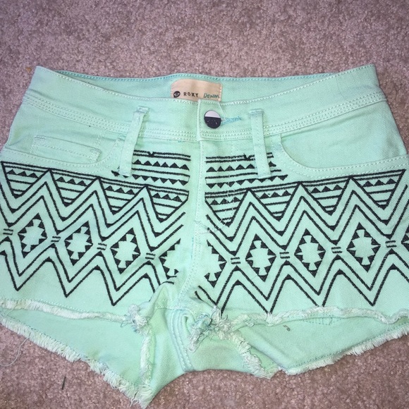 Roxy green shorts
