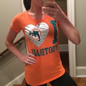 Miami Dolphins VS pink t shirt!
