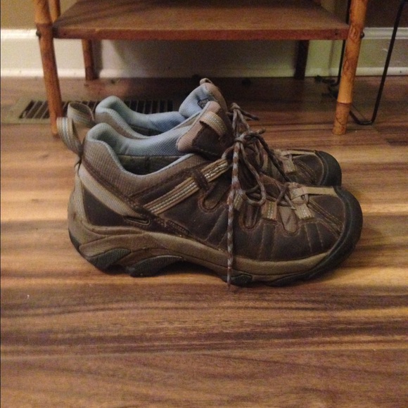 Keen Targhee Low Hiking Boots 8