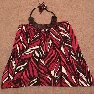 Halter tied top with wood design