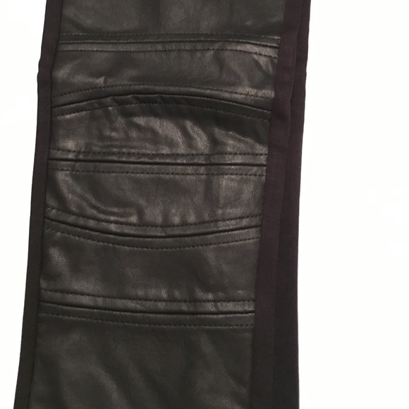 🆕LAST ONE--Faux Leather Leggings - Picture 3 of 3