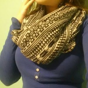 "tribal" black and white printed infinity scarf