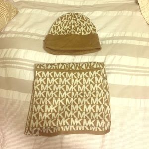 Michael Kors Hat & Scarf Set