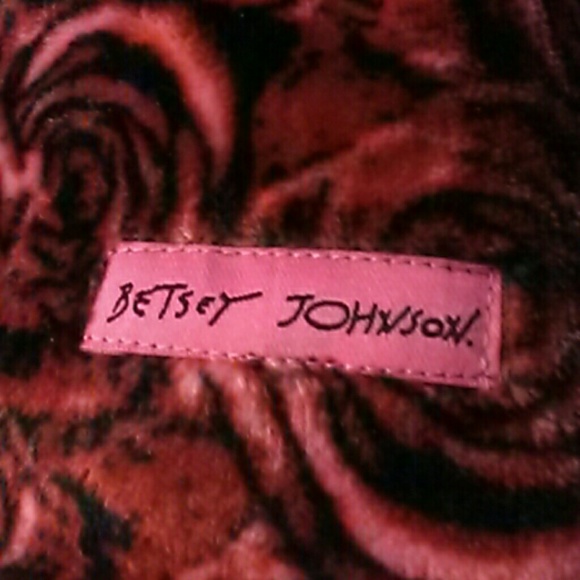 (SOLD) - Picture 2 of 4