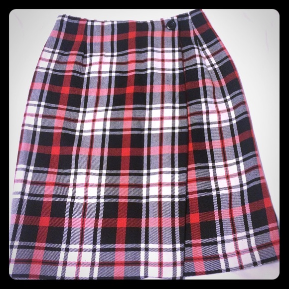 Red/Black Plaid Mini Skirt