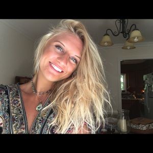 Meet your Posher, Meredith