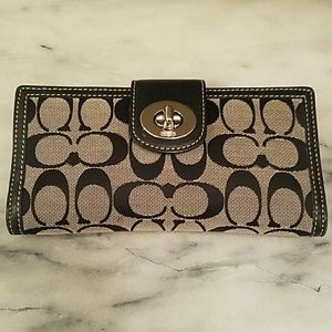 Coach wallet