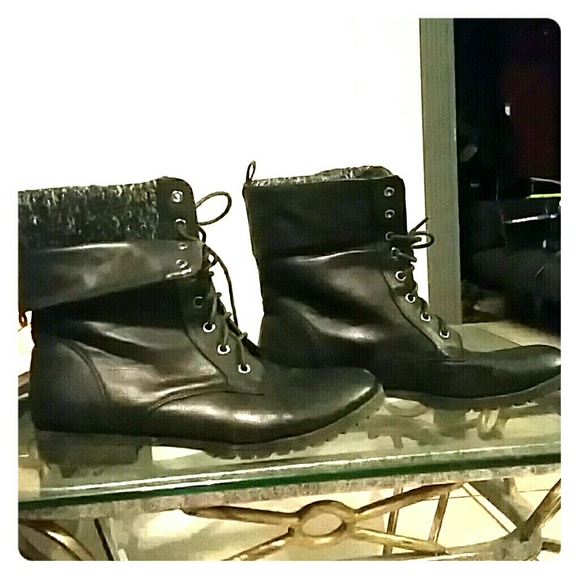 Black combat boots 8