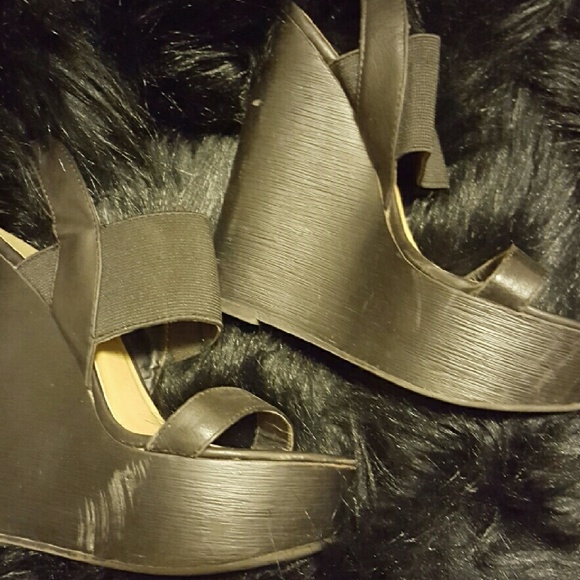 Wedges - Picture 2 of 3