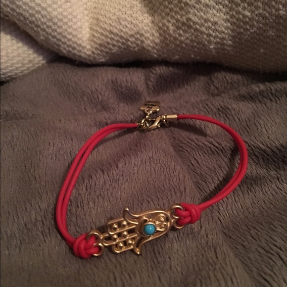 Red hamsa bracelet NWOT