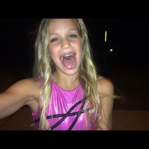 Meet your Posher, Ella