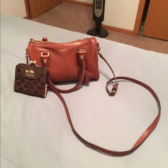 Coach purse and wallet