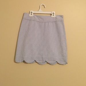 Seersucker scallop skirt