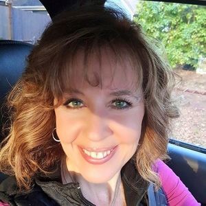 Meet your Posher, Gina