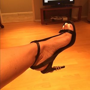 T-strap satin heel