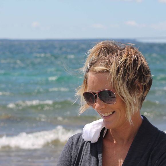 Meet your Posher, Jennifer