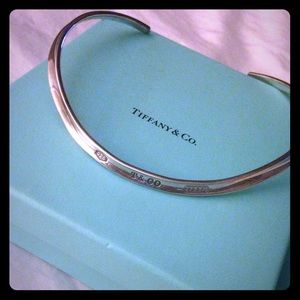 Tiffany Choker - 100% Authentic