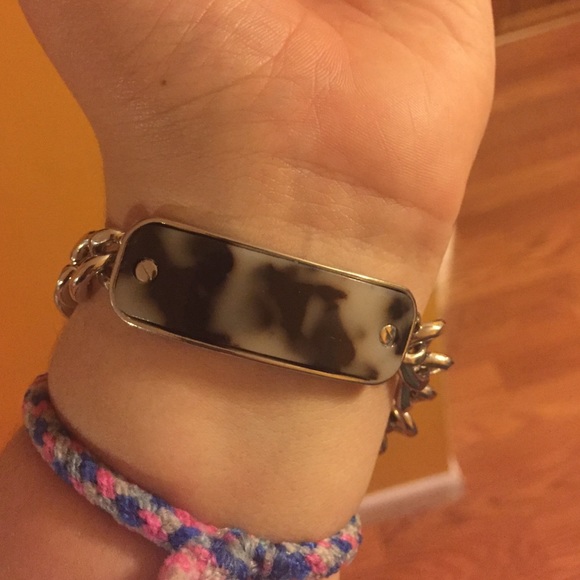 GUESS Bracelet - Picture 3 of 4