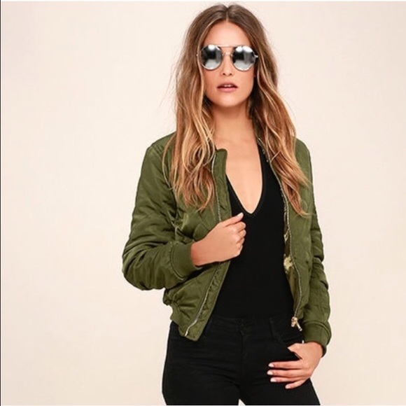 ๐Host Pick๐ LAST ONE! Green Bomber Jacket - Picture 4 of 4