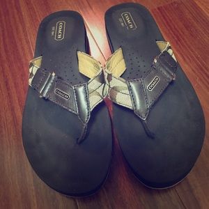 Coach flip flops