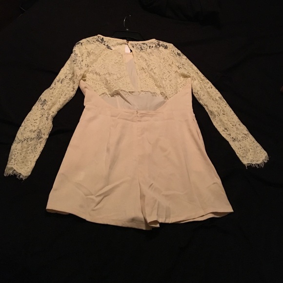 Innocence In Lace Romper- ShopHopes NWT - Picture 3 of 3