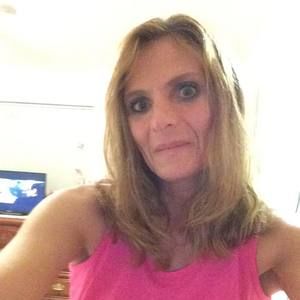 Meet your Posher, Roxanne