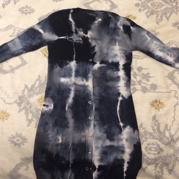 Buffalo tie dye long sweater !