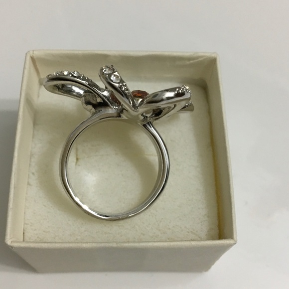 Silver ring - Picture 2 of 2