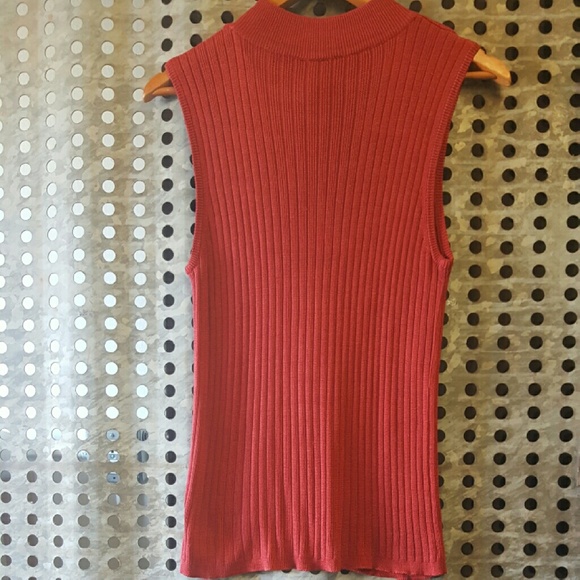 Top Blouse - Picture 2 of 4