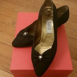 Vintage Jeweled kitten heels