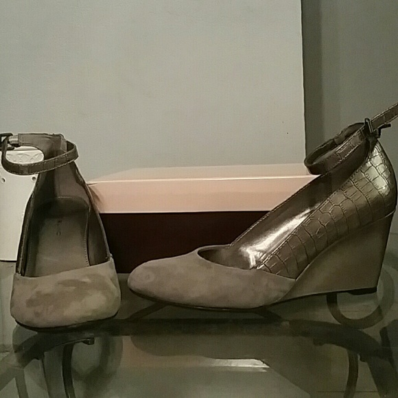 Silver grey suede metallic wedge heels 7.5