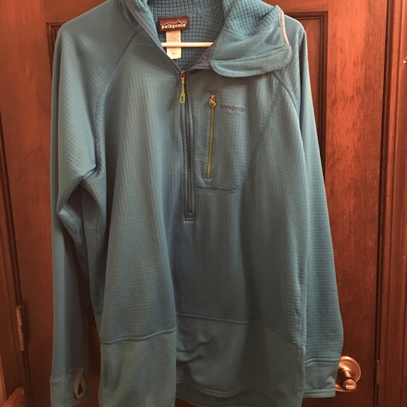 Patagonia sweatshirt.