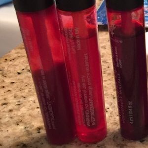 Younique assorted lip products
