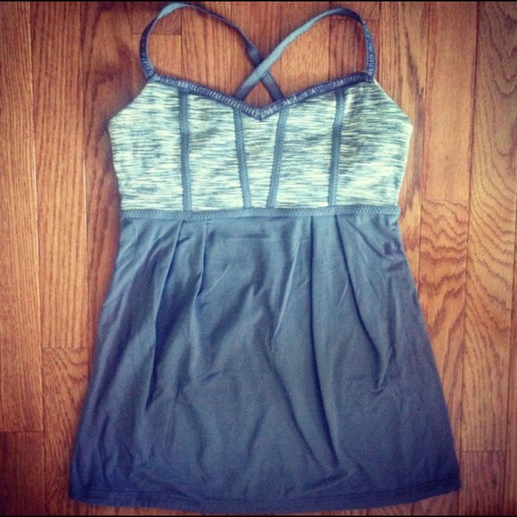 Lululemon tank
