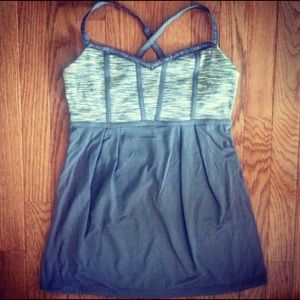 Lululemon tank