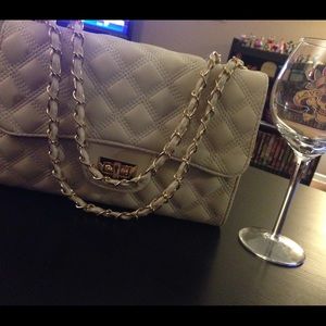 Super Cute boutique handbag 😍😍