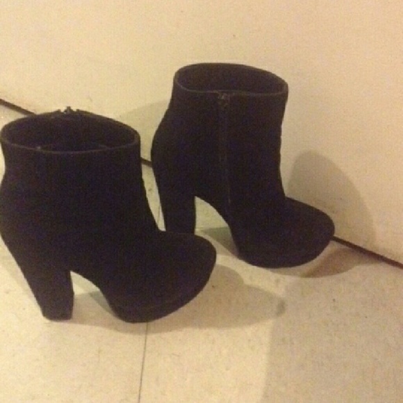Platform Suede Boots