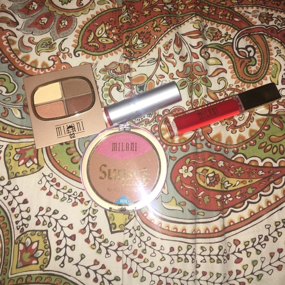 All new make up never been open